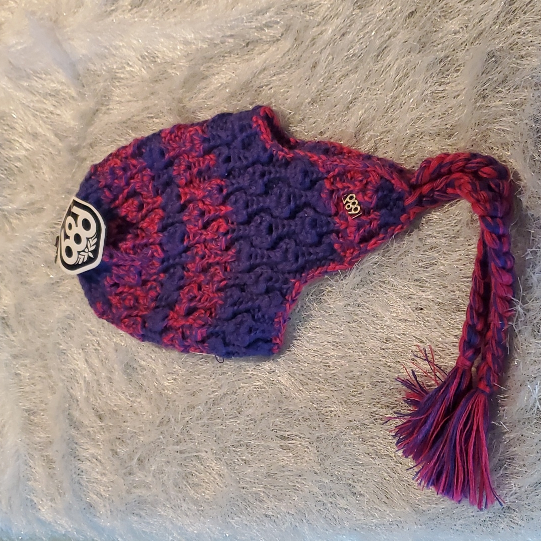 Womens 686 Beanie